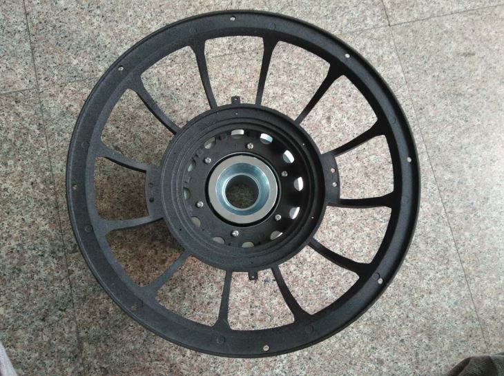 Motor With Basket